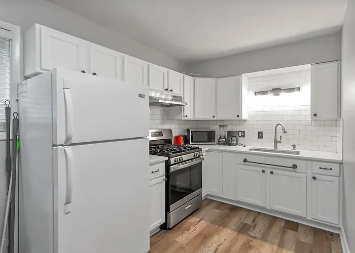 German Village Hidden Gem - 3 Bedroom Parking L Value *